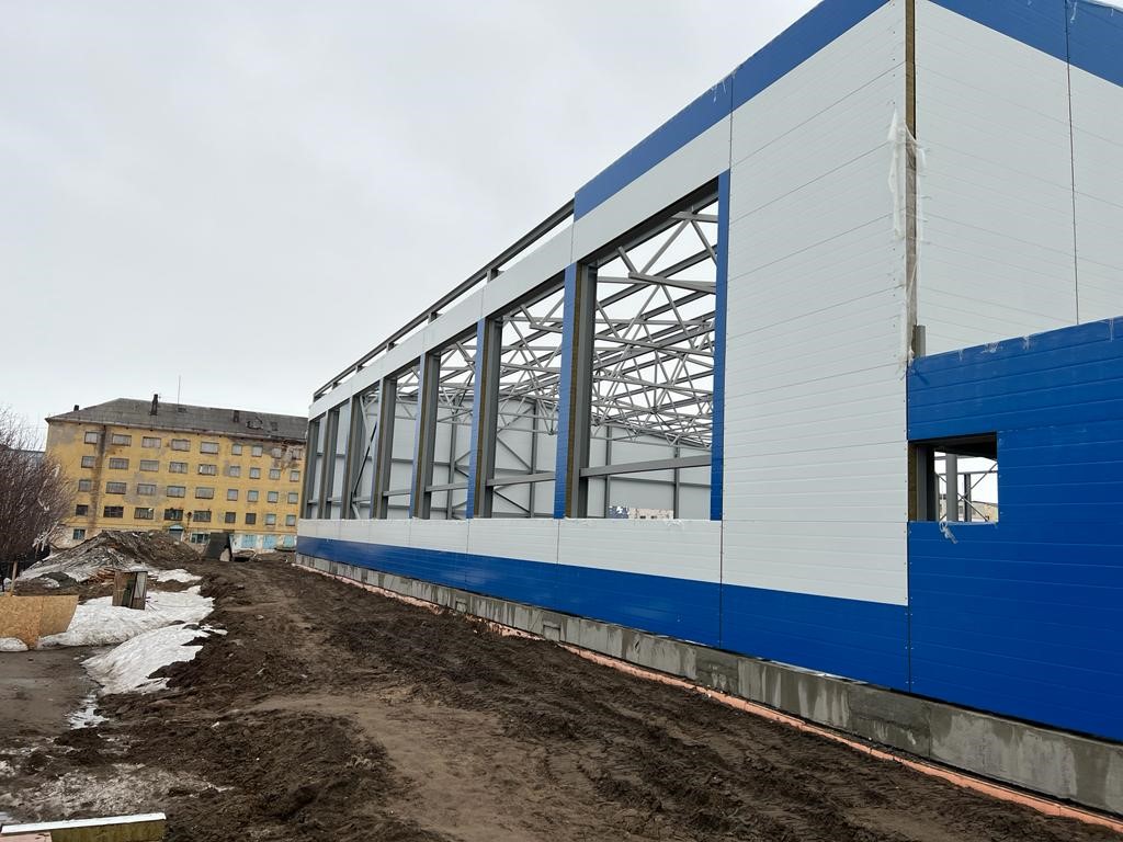 Изготовление и монтаж витражных конструкций 390 кв.м.