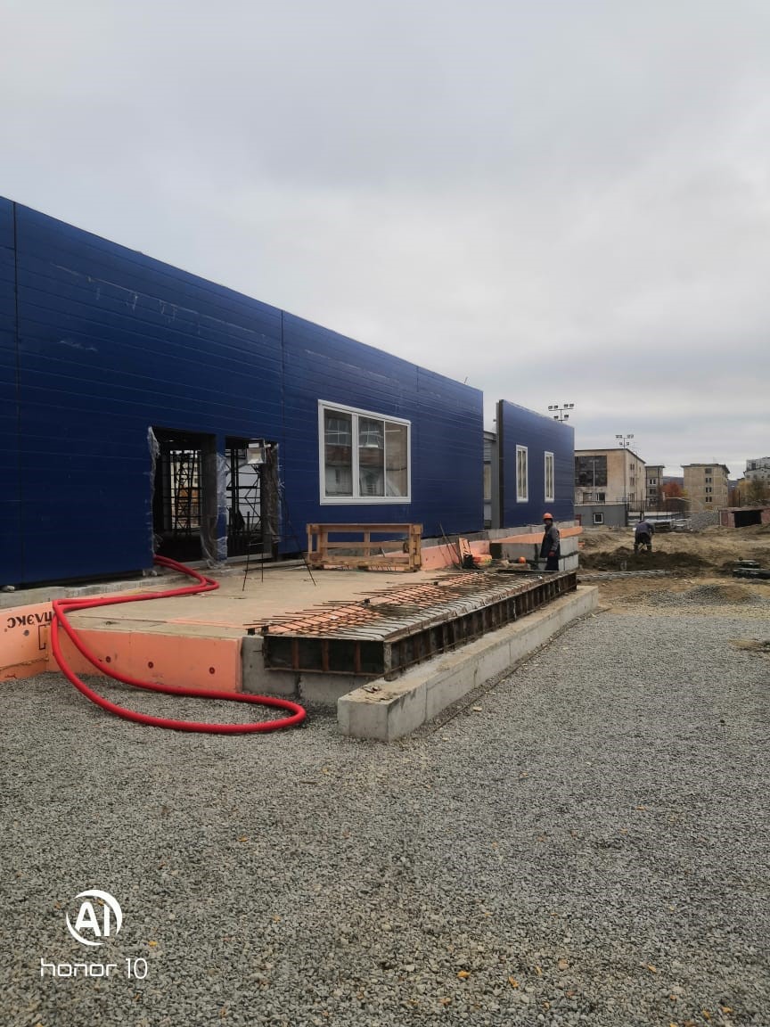 Изготовление и монтаж витражных конструкций 390 кв.м.