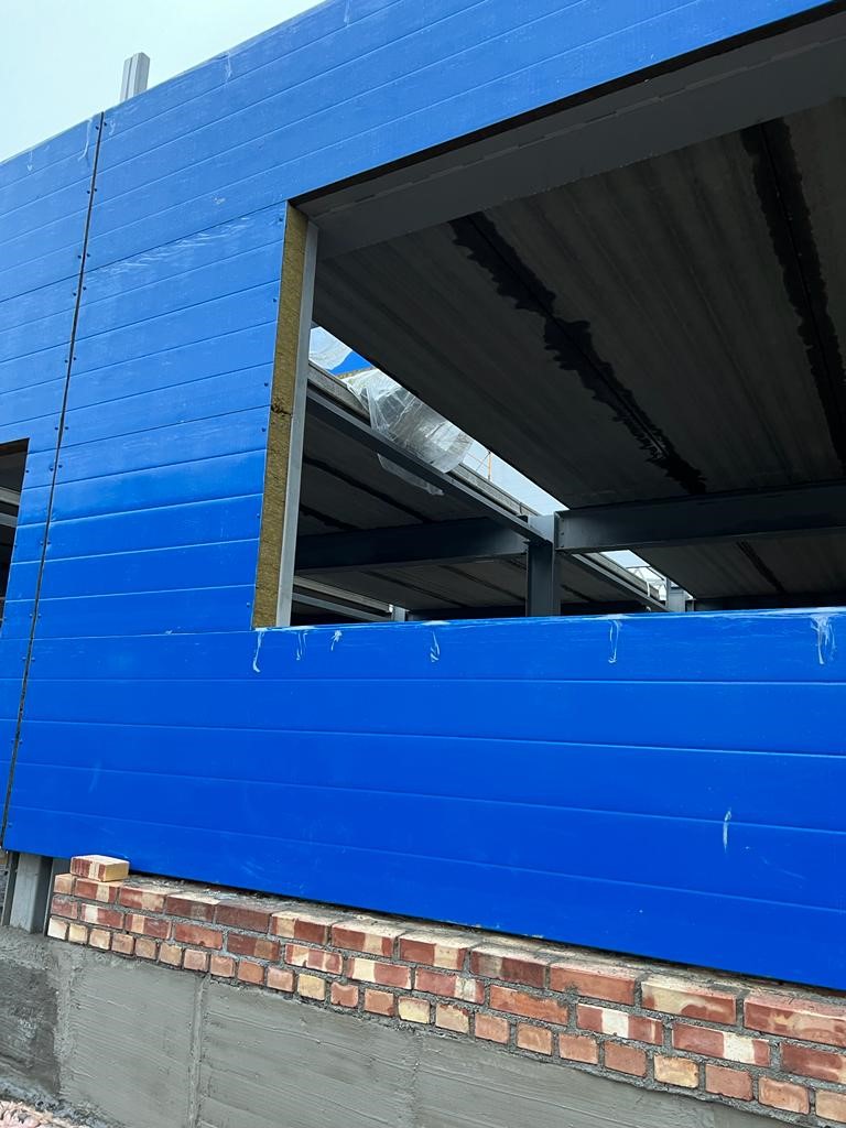 Изготовление и монтаж витражных конструкций 390 кв.м.