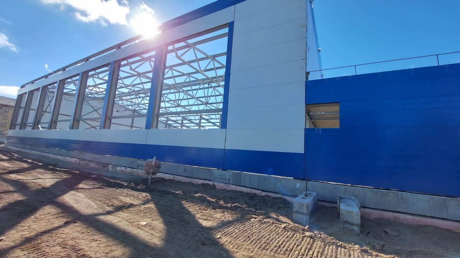 Изготовление и монтаж витражных конструкций 390 кв.м.