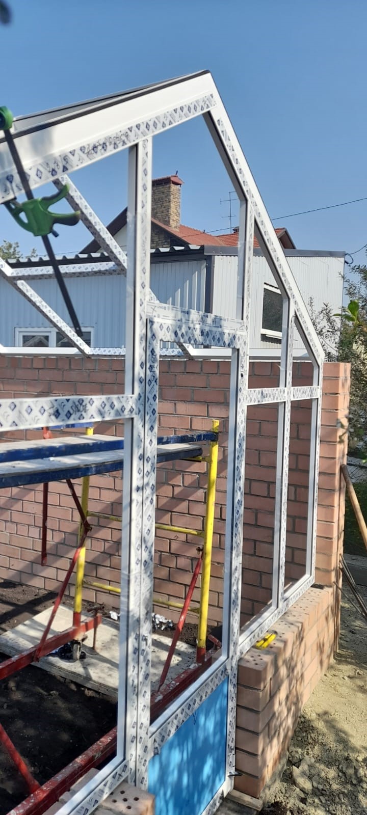 Монтаж и изготовление теплицы