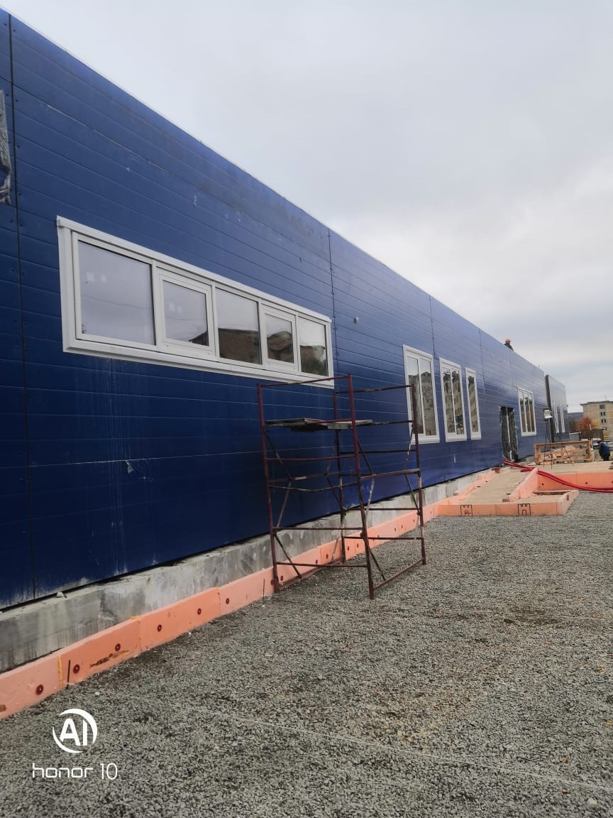 Изготовление и монтаж витражных конструкций 390 кв.м.